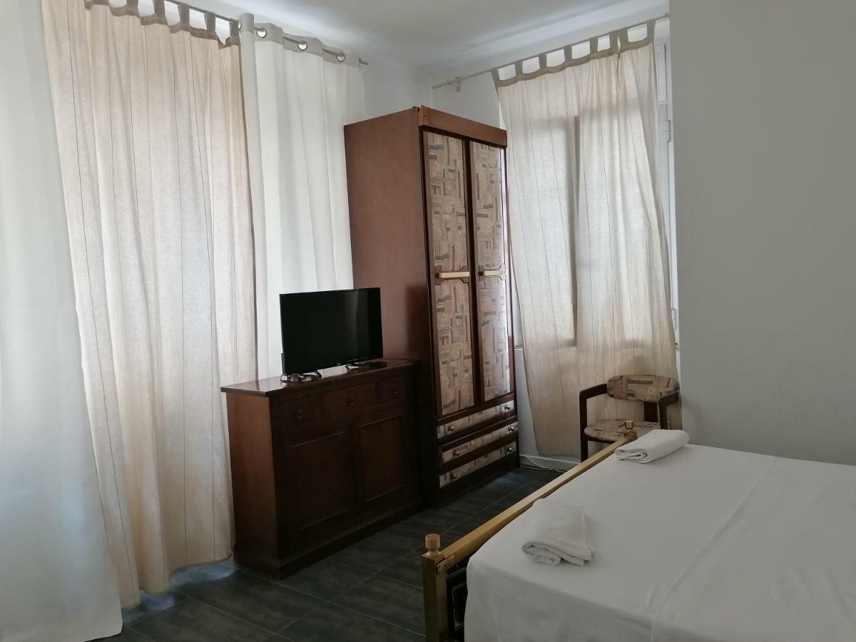 ホテル Casa Nuccia 2 ミラノ エクステリア 写真